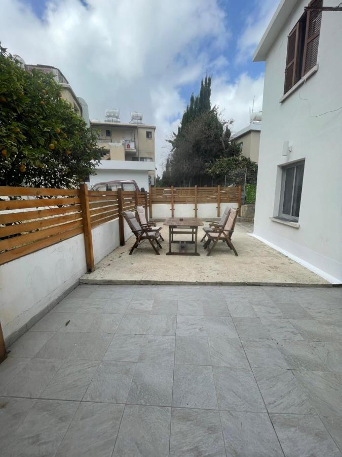 Mari House-Close To The Beach Paphos Buitenkant foto