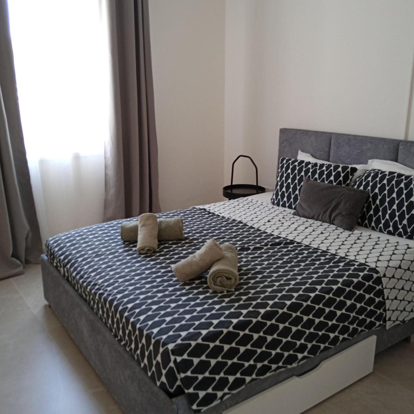 Mari House-Close To The Beach Paphos Buitenkant foto