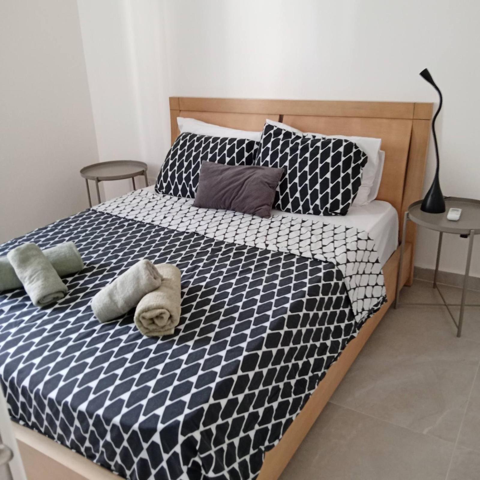 Mari House-Close To The Beach Paphos Buitenkant foto